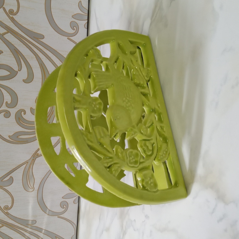 Napkin holder
